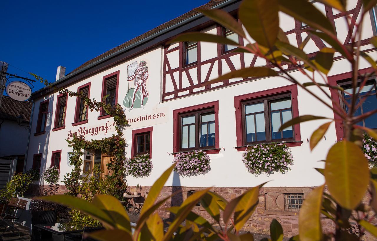 Hotel Zum Burggraf Neuleiningen Экстерьер фото